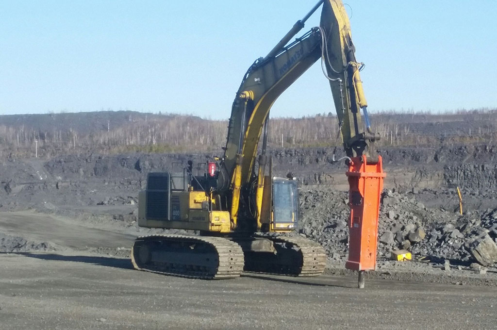 NPK GH40 Hydraulic Hammers Specs | SMS Equipment